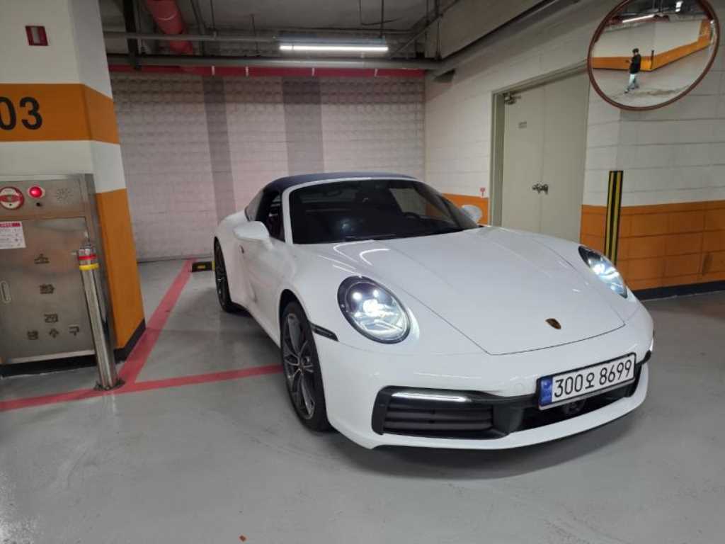 Porsche 911 - Vista 3