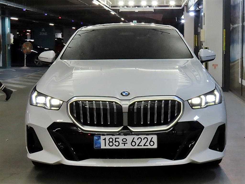BMW 5 Series - Vista 2