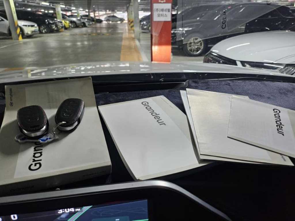 HYUNDAI Grandeur 2018 Blanco - Importación desde Corea - HF Imports Iquique - Foto 19