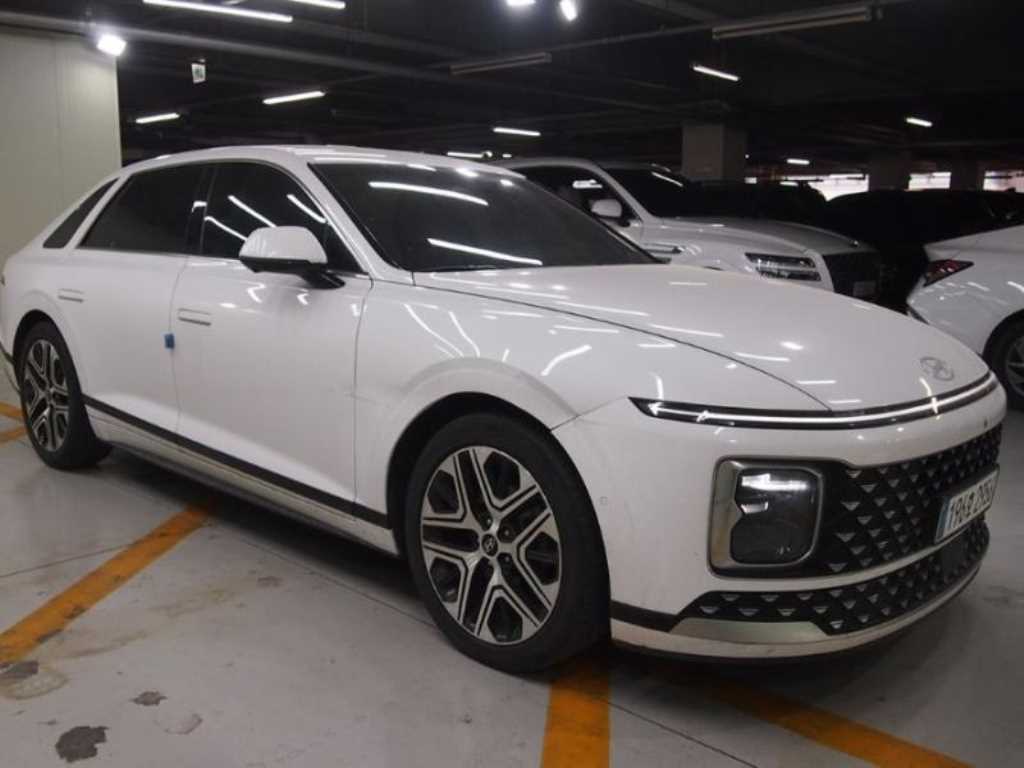 HYUNDAI Grandeur - Vista 2