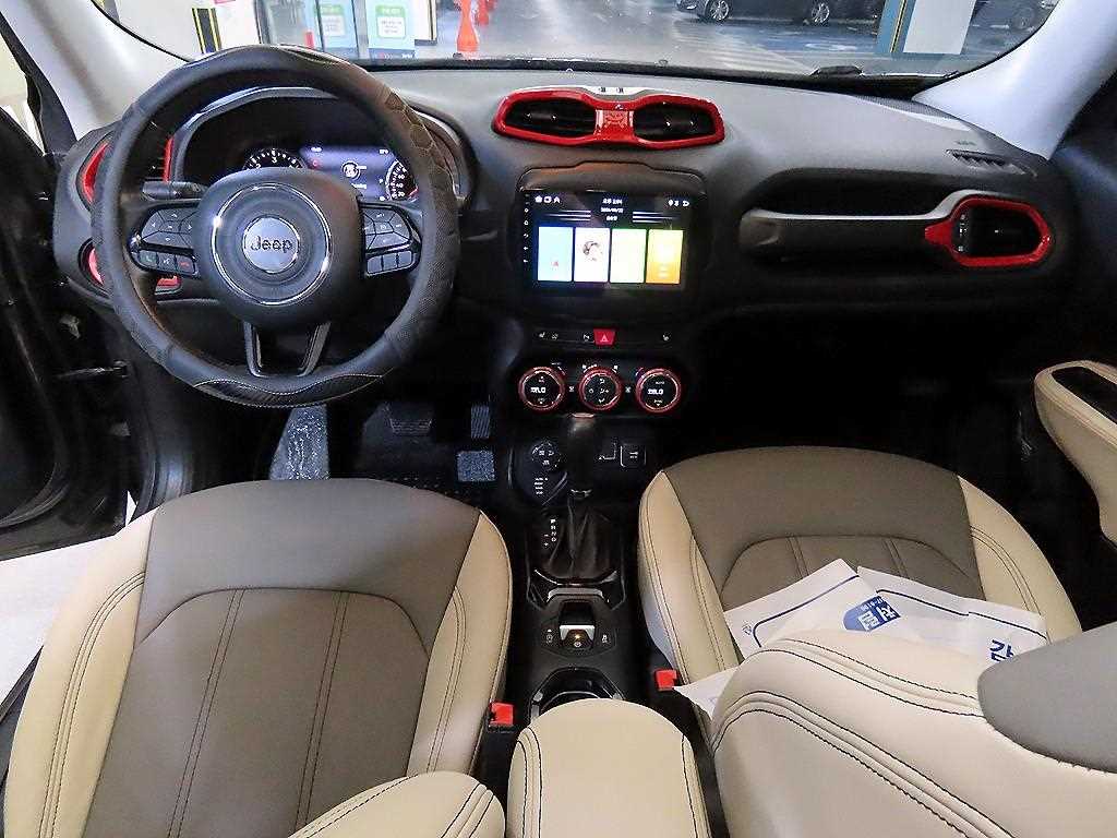Jeep Renegade - Vista 10