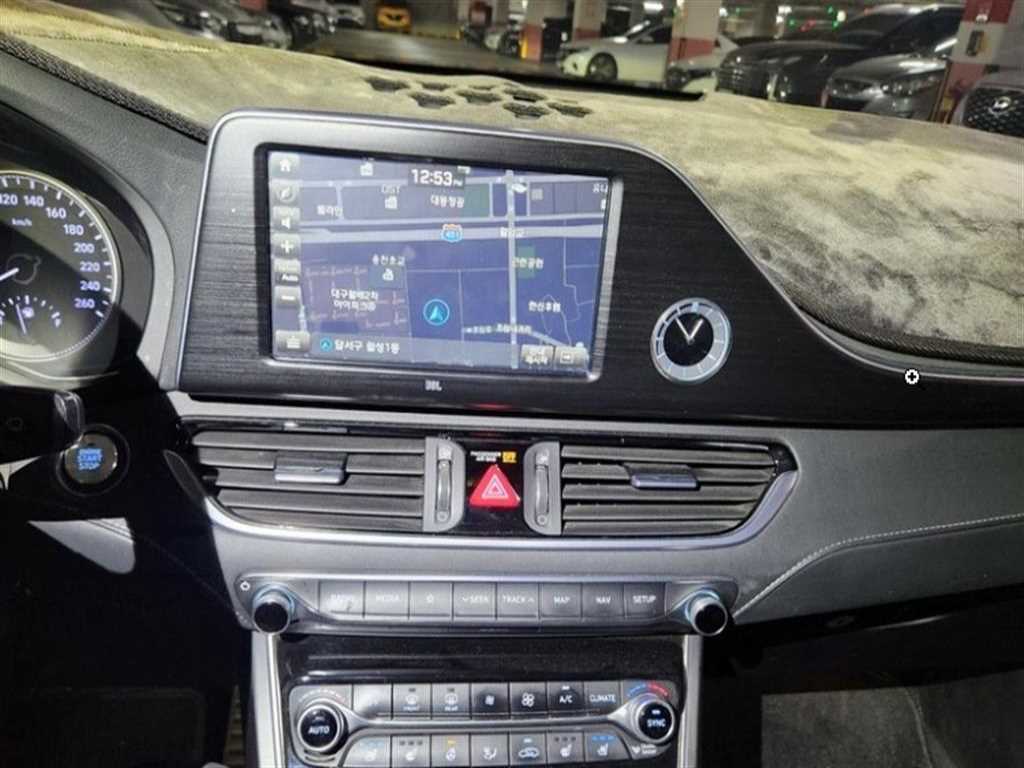 HYUNDAI Grandeur - Vista 6