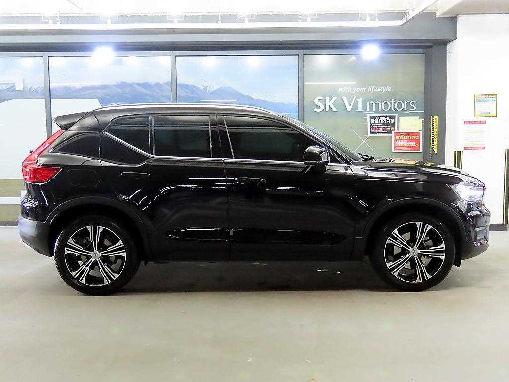 Volvo XC40 - Vista 3