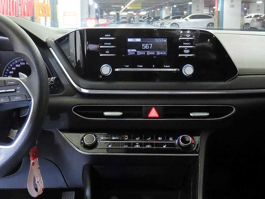 HYUNDAI Sonata - Vista 11