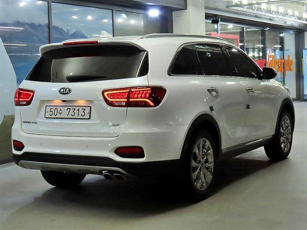 KIA Sorento - Vista 4