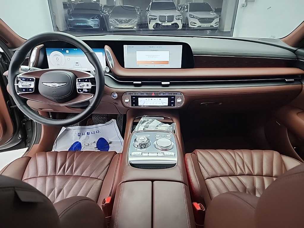 Genesis G90 - Vista 7