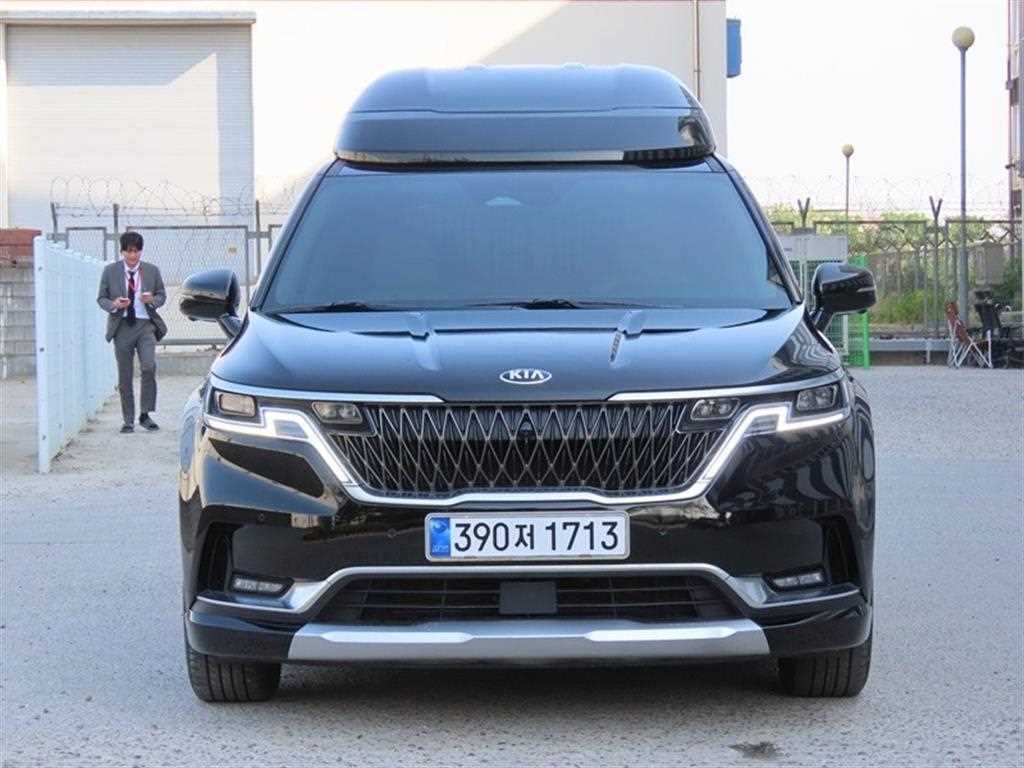 KIA Carnival 2021 Negro - Importación desde Corea - HF Imports Iquique - Foto 1