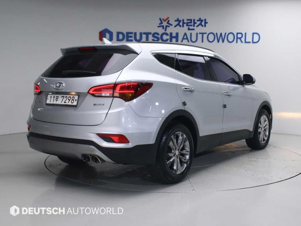 HYUNDAI Santa Fe - Vista 2