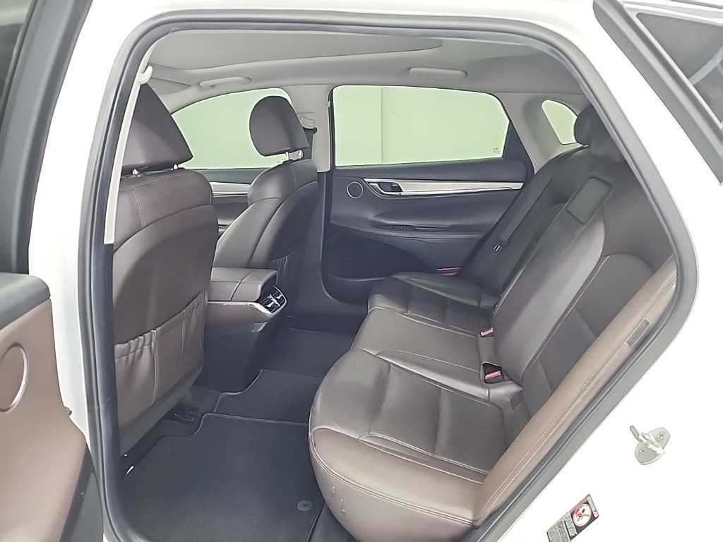 HYUNDAI Grandeur - Vista 12