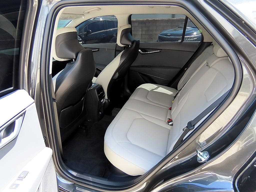 KIA Niro - Vista 6