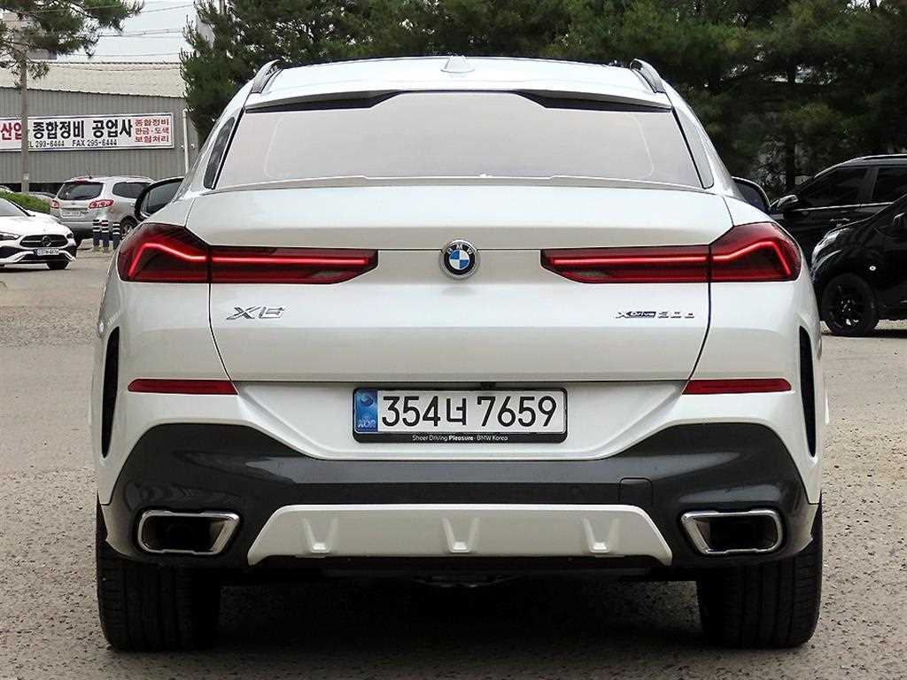 BMW X6 - Vista 4