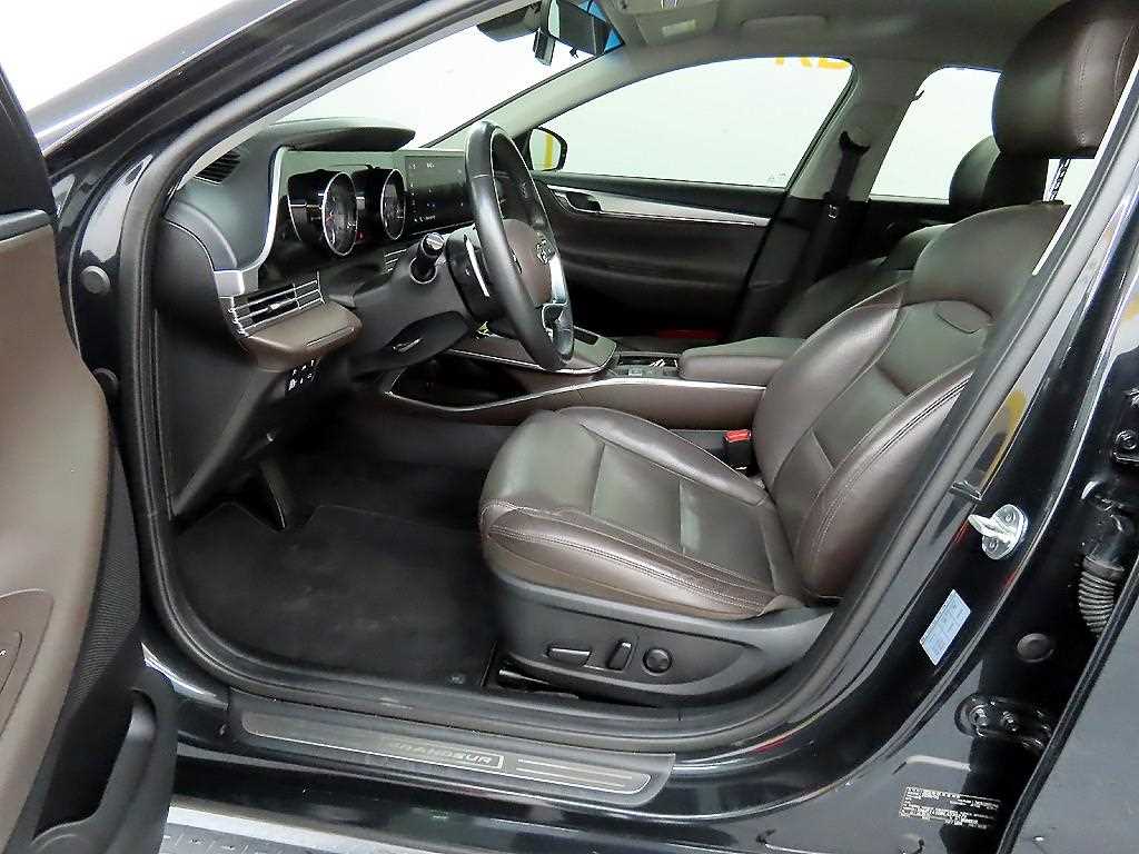 HYUNDAI Grandeur - Vista 5