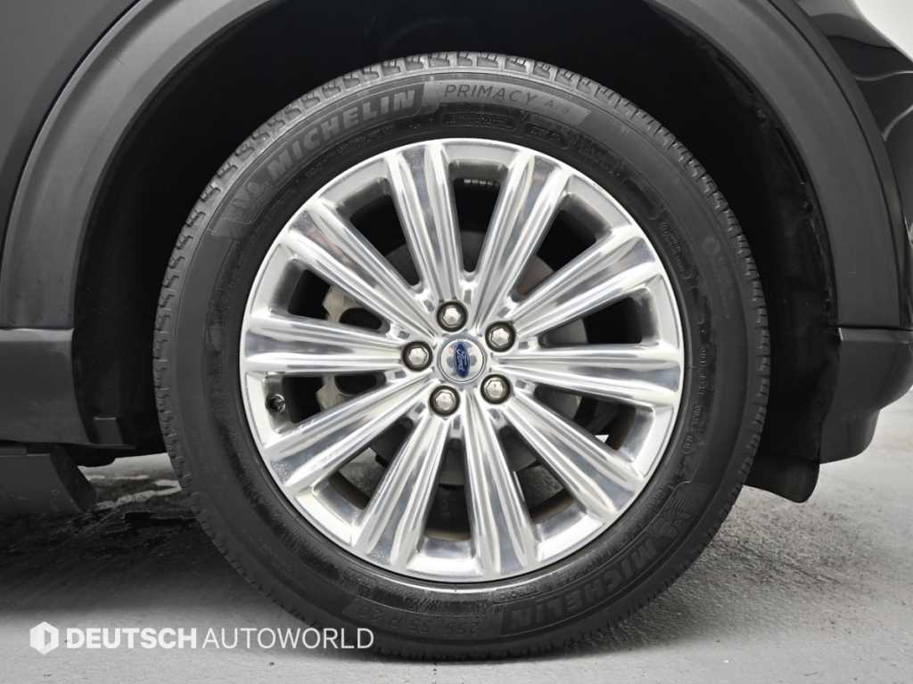 Ford Explorer - Vista 5