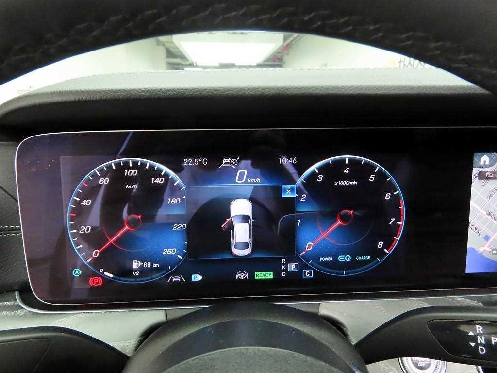 Mercedes Benz E class - Vista 5