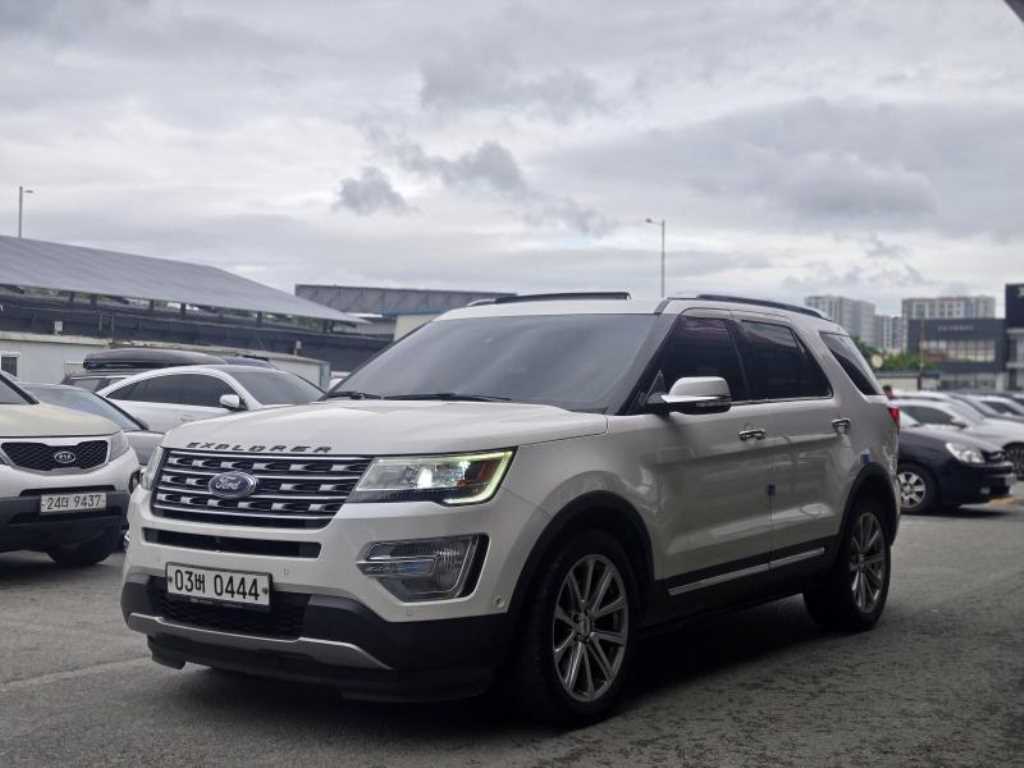 Ford Explorer - Vista 2