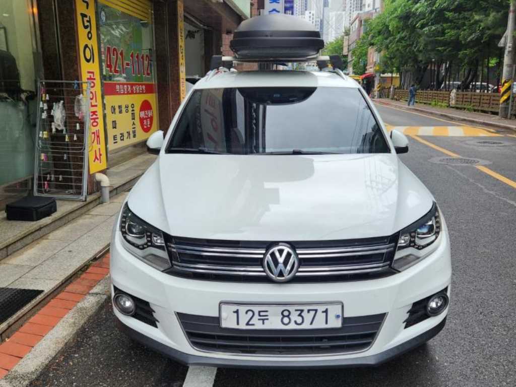 Volkswagen Tiguan 2015 Blanco - Importación desde Corea - HF Imports Iquique - Foto 1