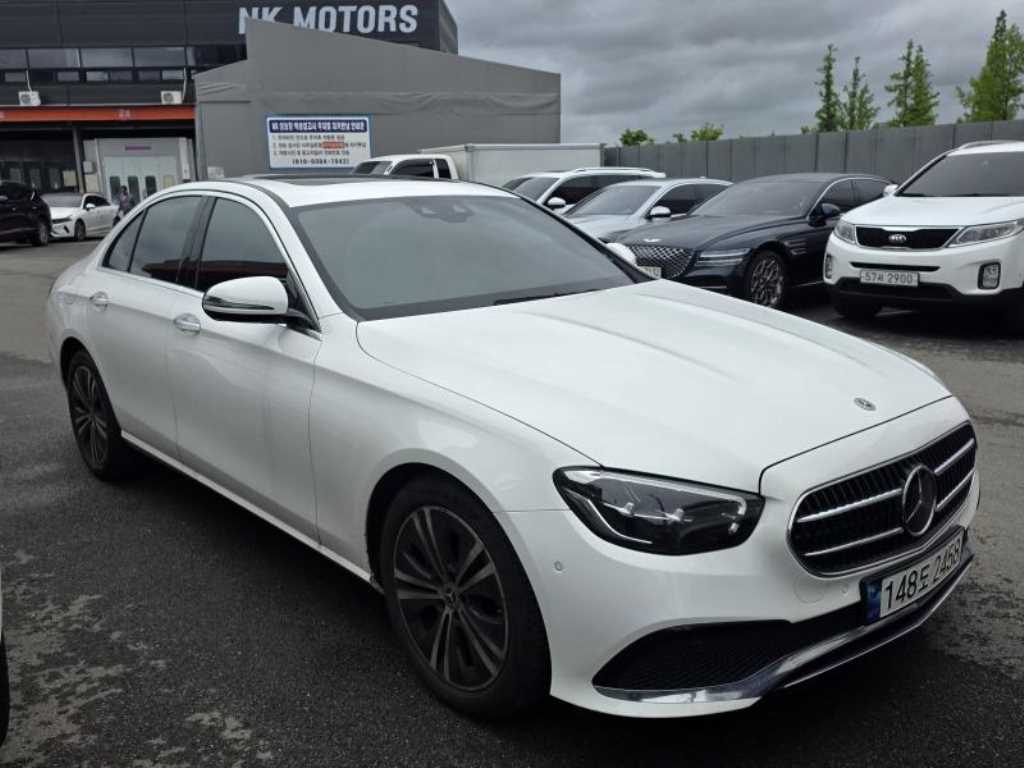 Mercedes Benz E class - Vista 2