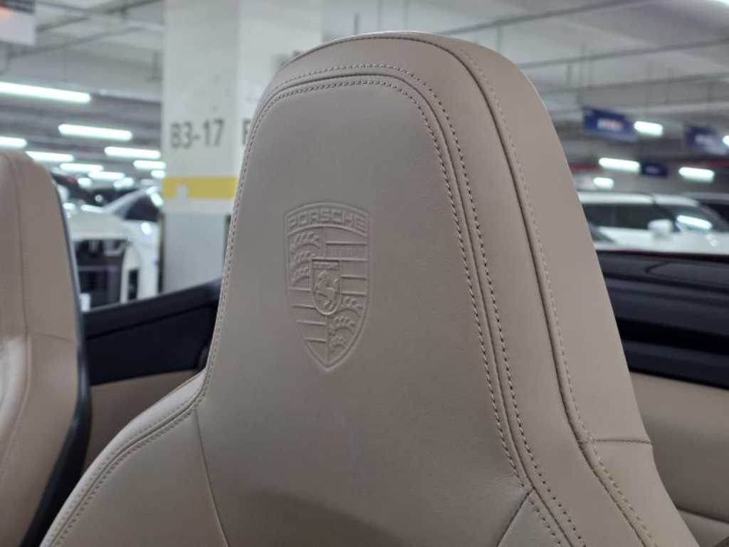 Porsche 911 2024 Rojo - Importación desde Corea - HF Imports Iquique - Foto 13
