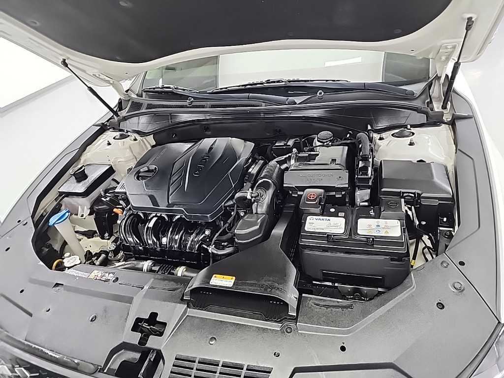 HYUNDAI Grandeur - Vista 5