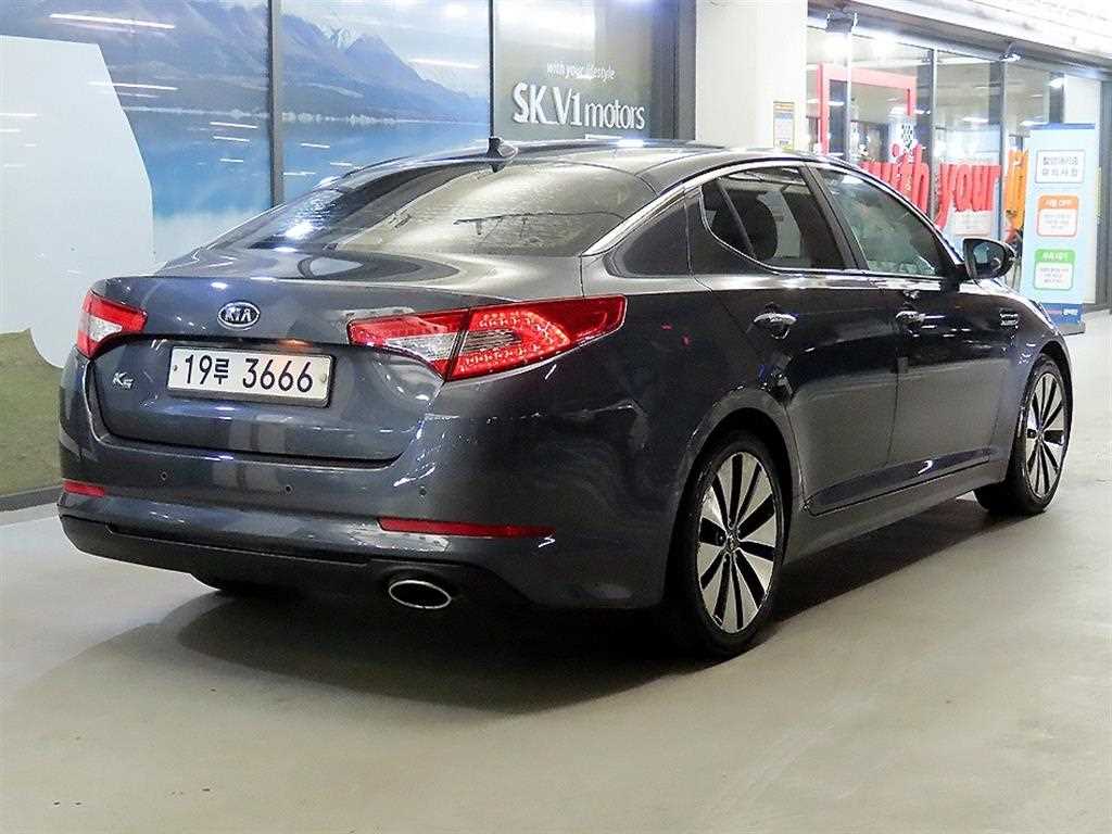 KIA K5 - Vista 4