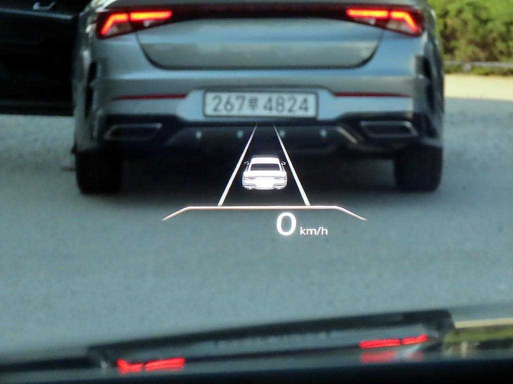 Genesis G80 - Vista 10