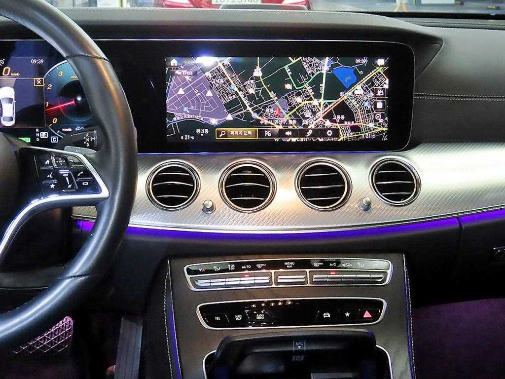 Mercedes Benz E class - Vista 11