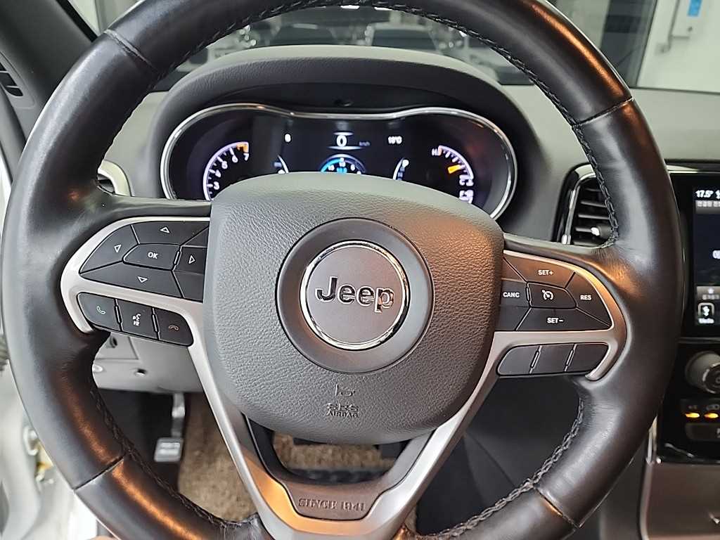 Jeep Cherokee - Vista 9