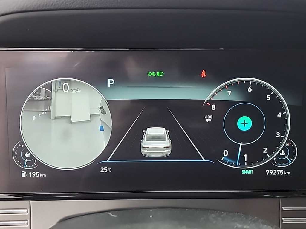 HYUNDAI Grandeur - Vista 6