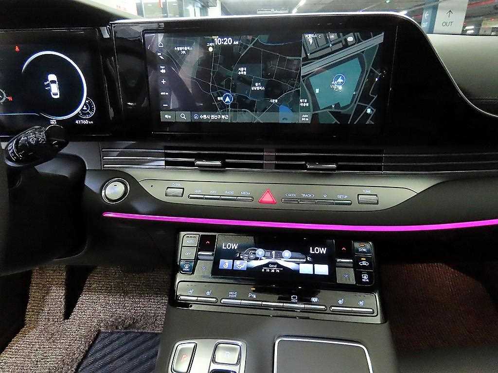 HYUNDAI Grandeur - Vista 11