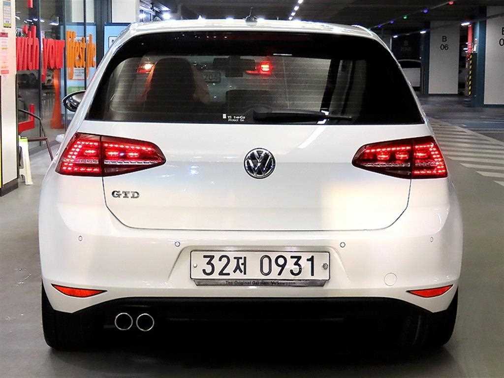 Volkswagen Golf - Vista 5