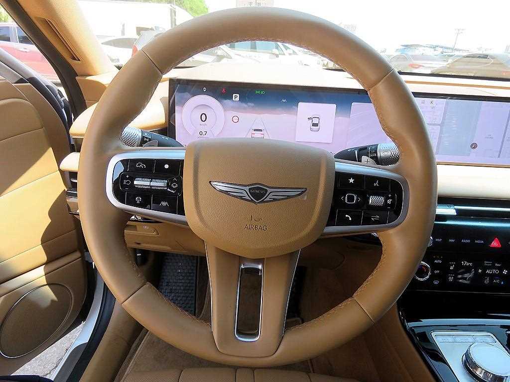 Genesis G80 - Vista 10