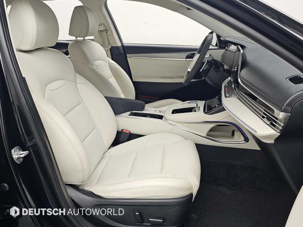 HYUNDAI Grandeur - Vista 10