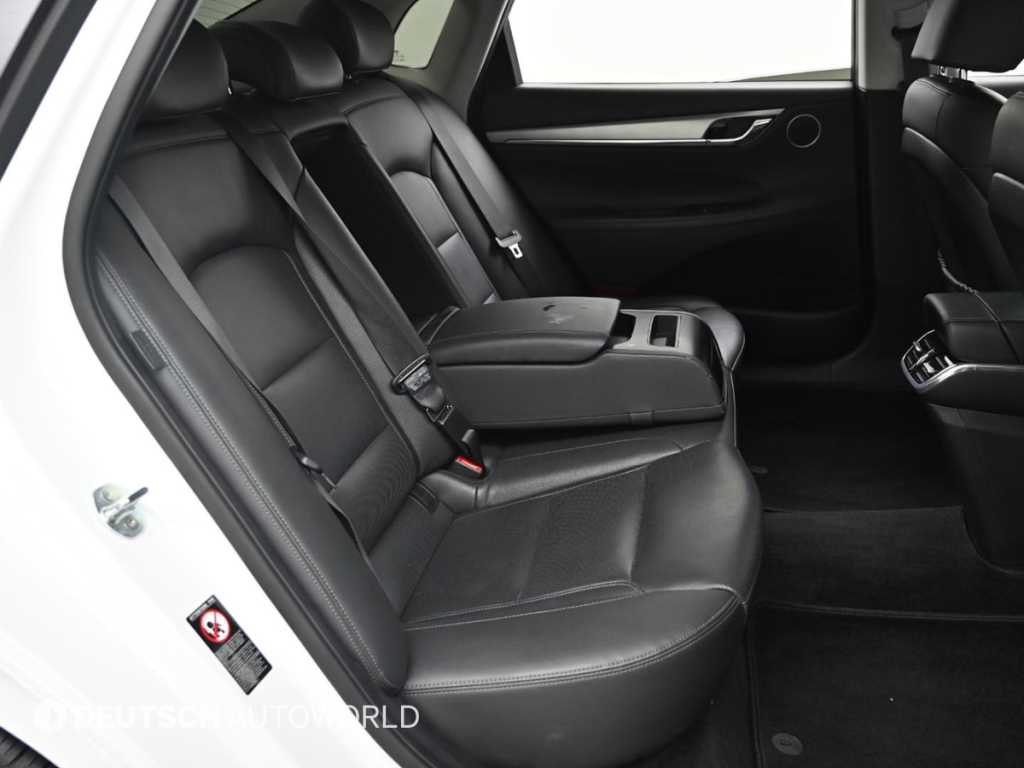 HYUNDAI Grandeur - Vista 12