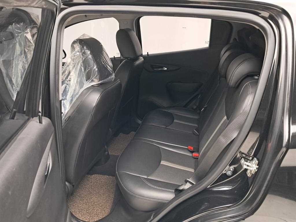 Chevrolet Spark - Vista 12