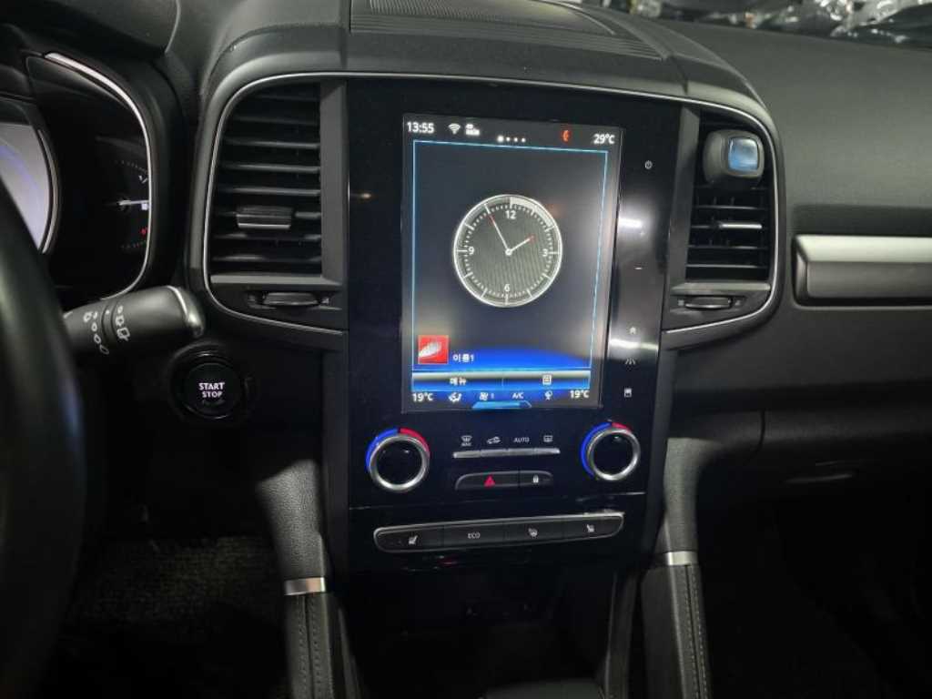 SAMSUNG QM6 - Vista 11