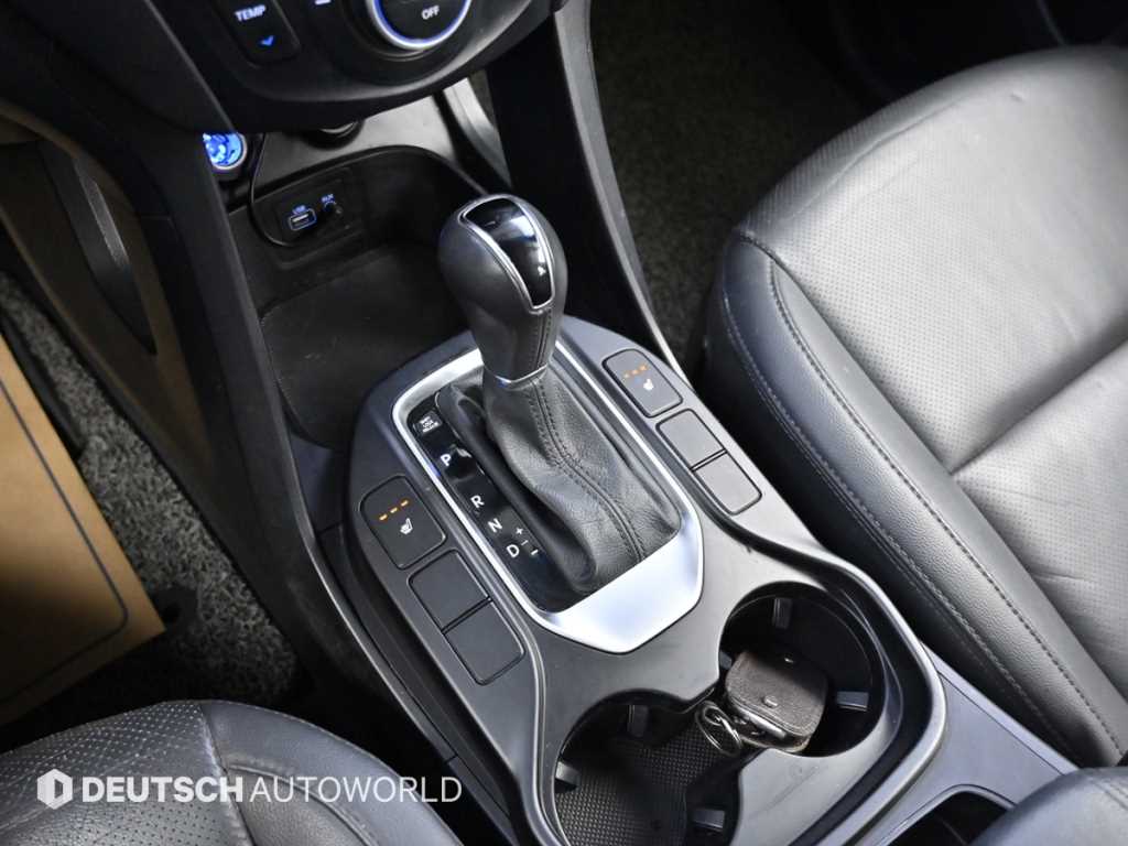 HYUNDAI Santa Fe - Vista 9