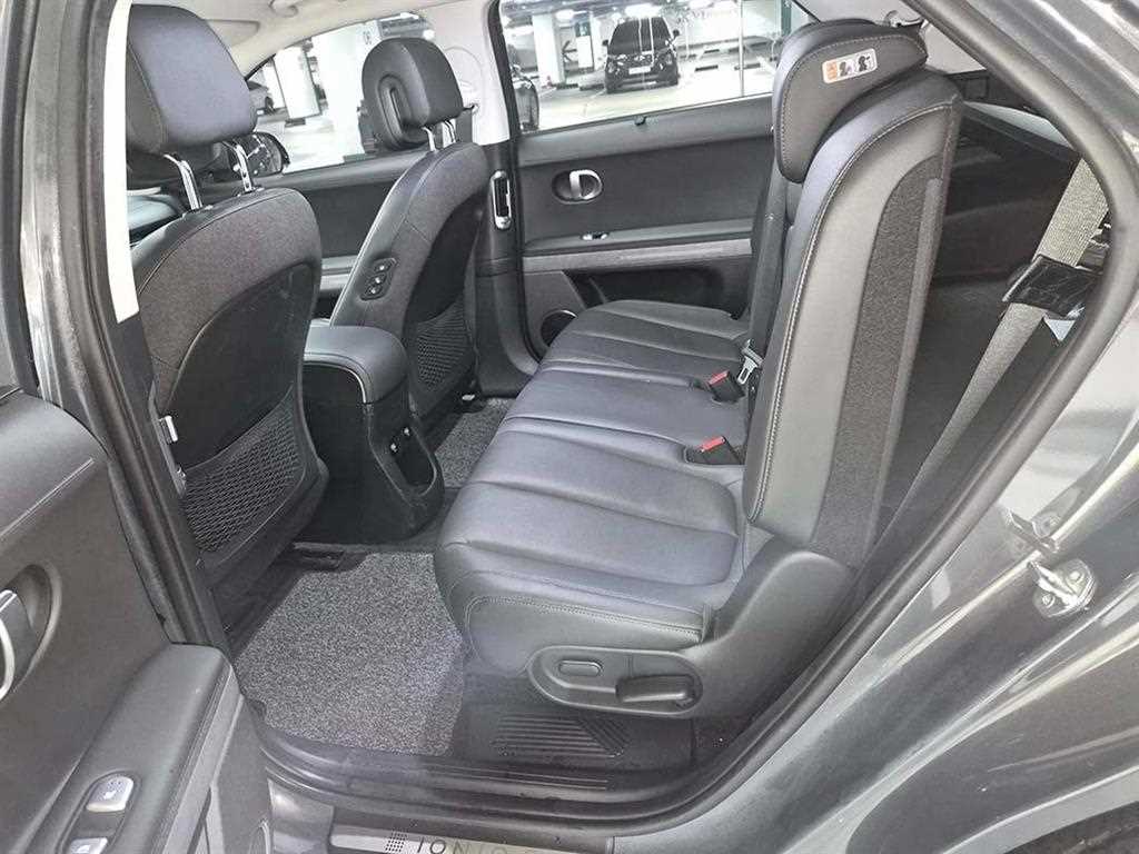 HYUNDAI Ioniq 5 - Vista 7