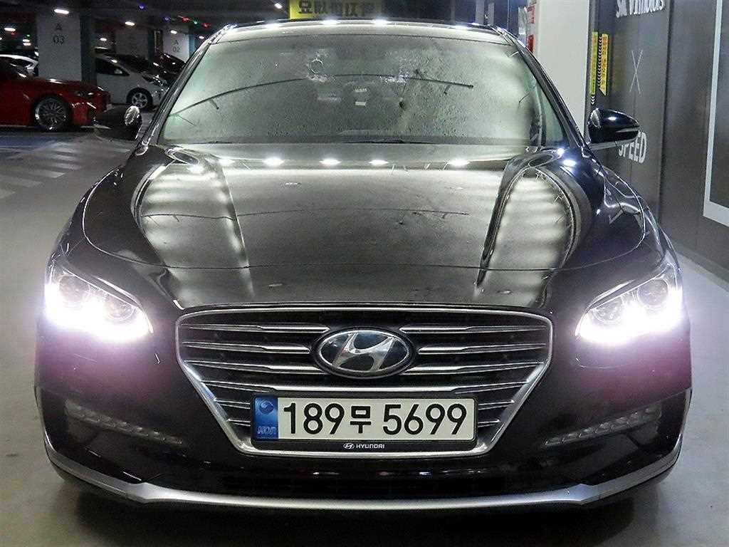 HYUNDAI Grandeur - Vista 2