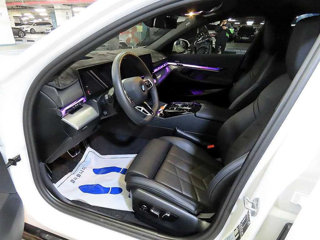 BMW 5 Series - Vista 6