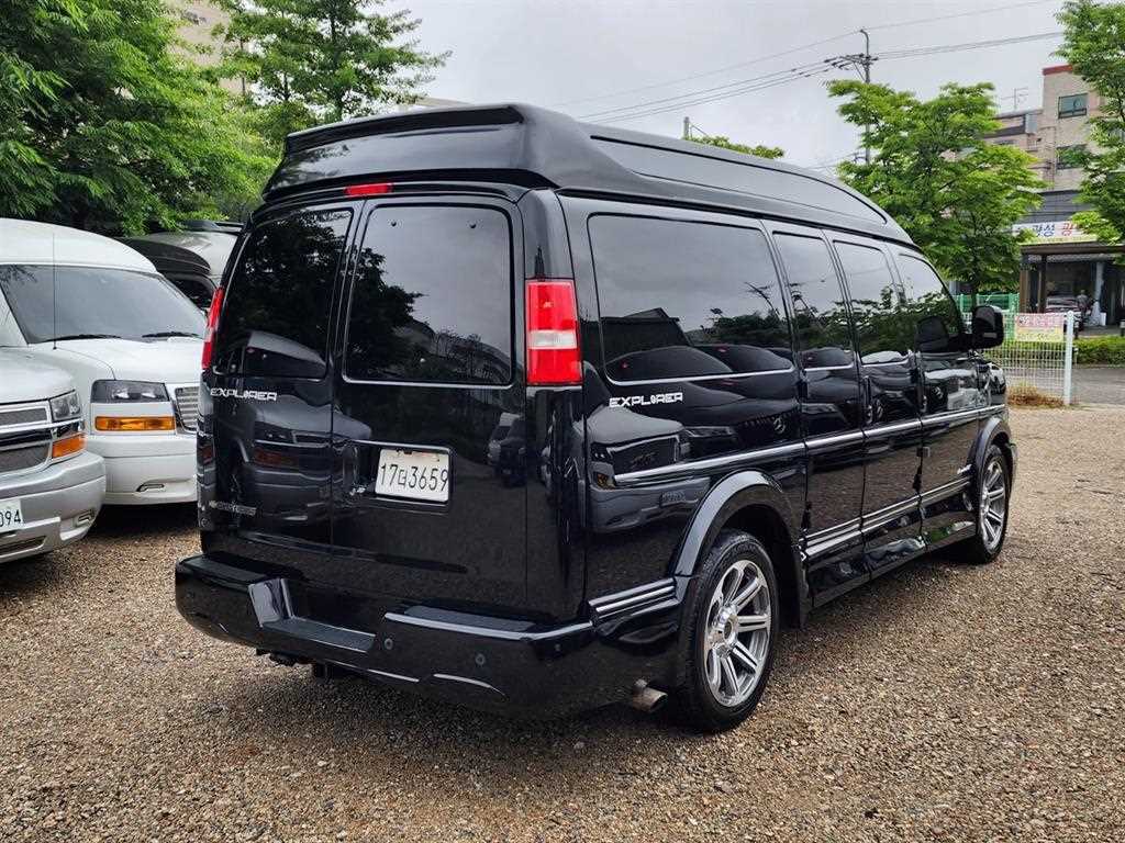 Chevrolet Express van - Vista 4