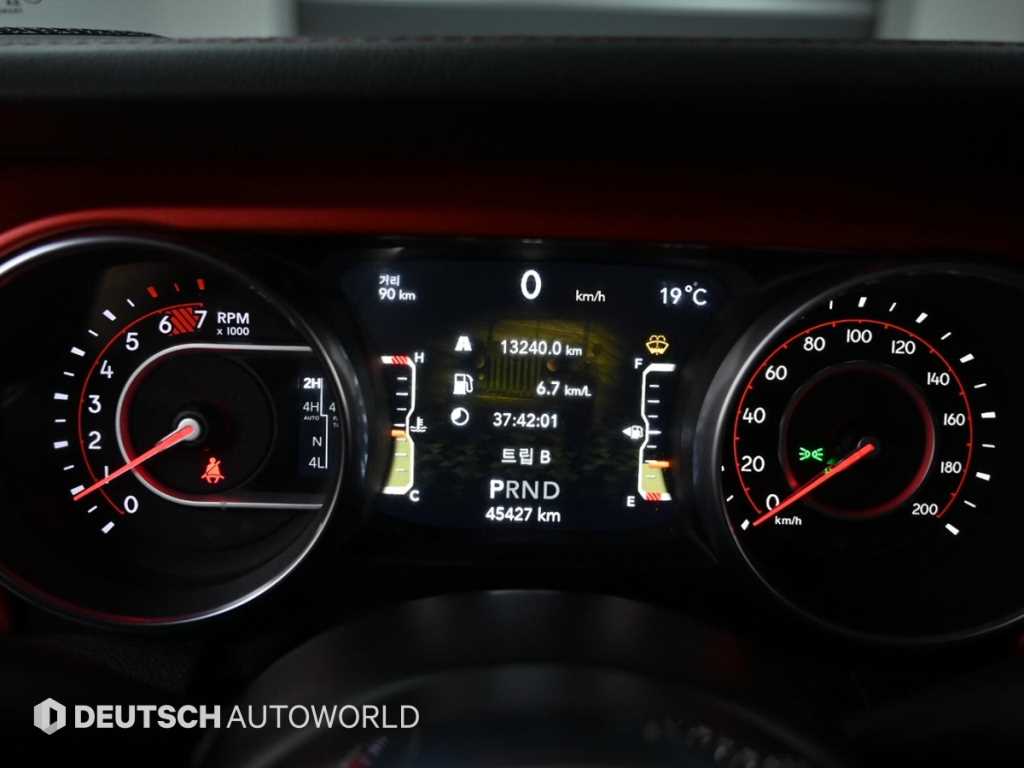 Jeep Wrangler - Vista 8
