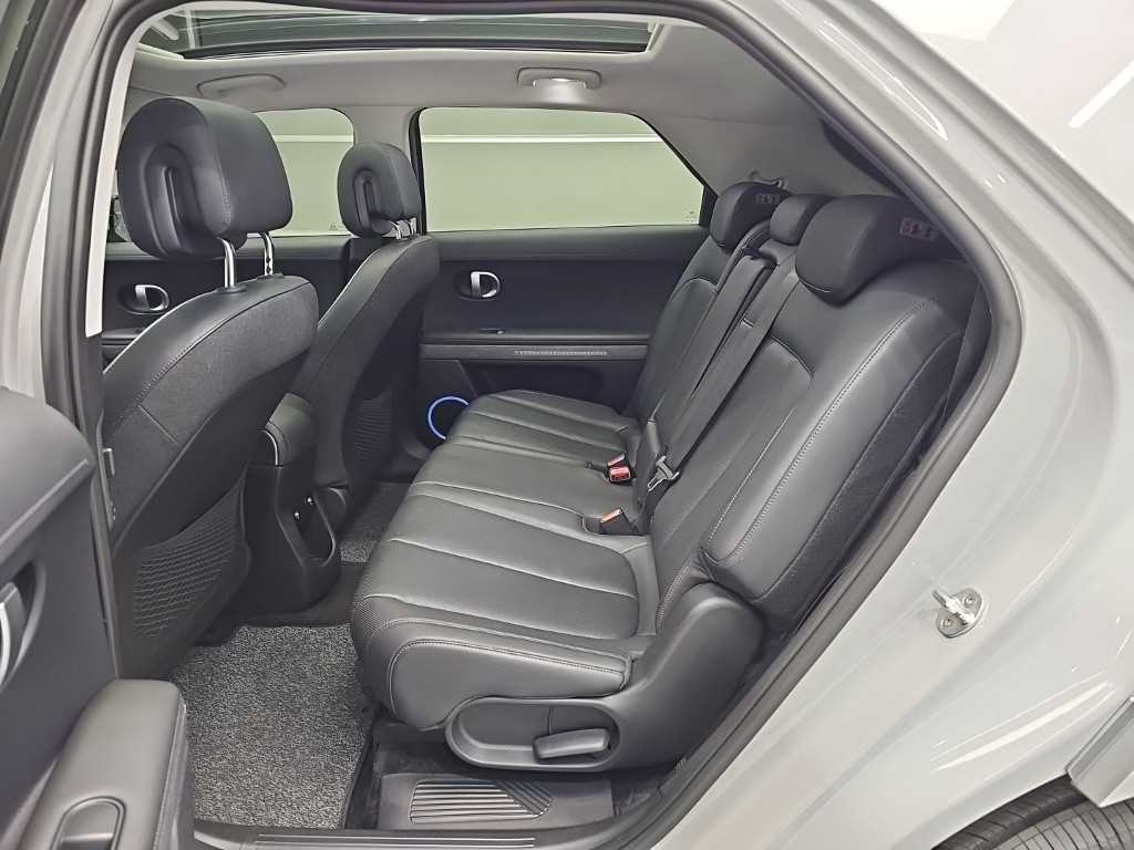 HYUNDAI Ioniq 5 - Vista 12