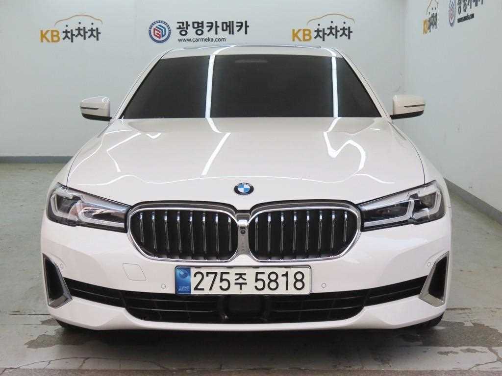 BMW 5 Series 2021 Blanco - Importación desde Corea - HF Imports Iquique - Foto 1