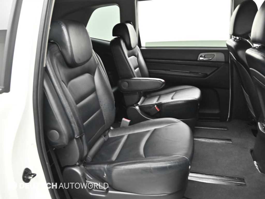Ssangyong Korando - Vista 12