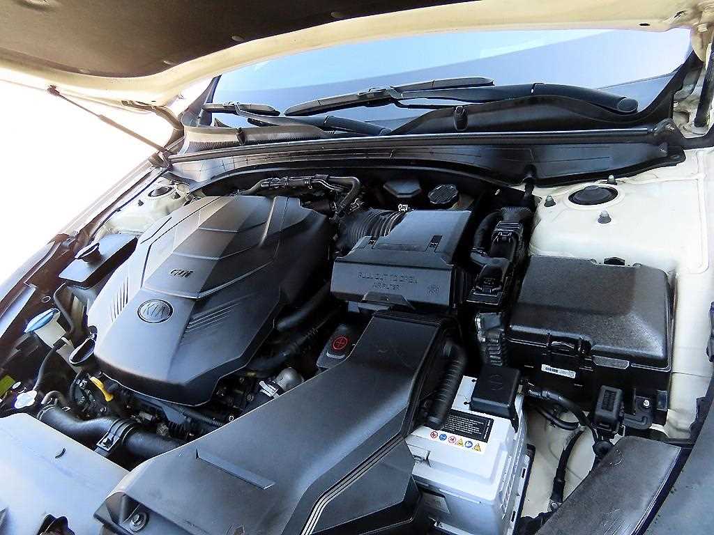 KIA K7 2016 Blanco - Importación desde Corea - HF Imports Iquique - Foto 19