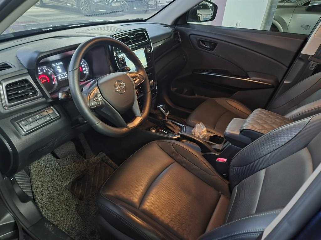 Ssangyong Tivoli - Vista 8
