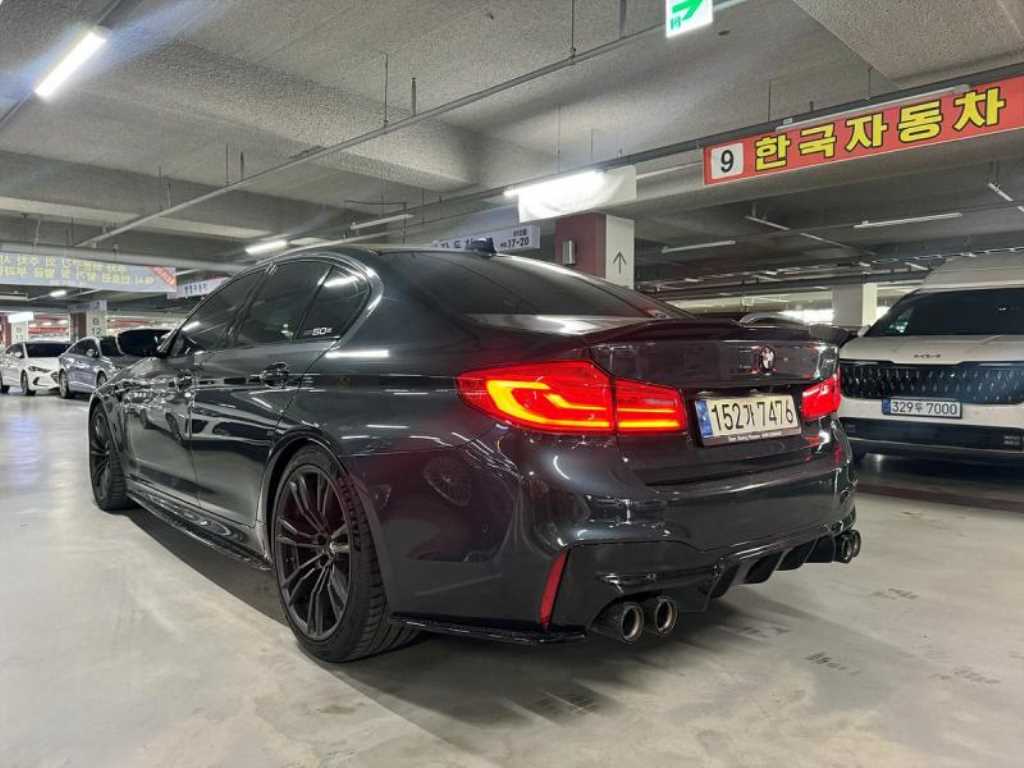 BMW 5 Series - Vista 5