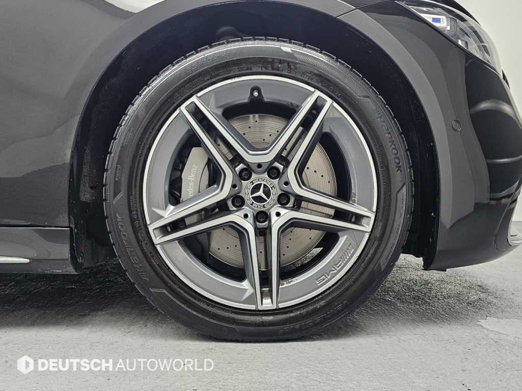 Mercedes Benz S Class - Vista 5