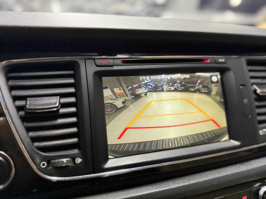 KIA Carnival 2016 Negro - Importación desde Corea - HF Imports Iquique - Foto 18