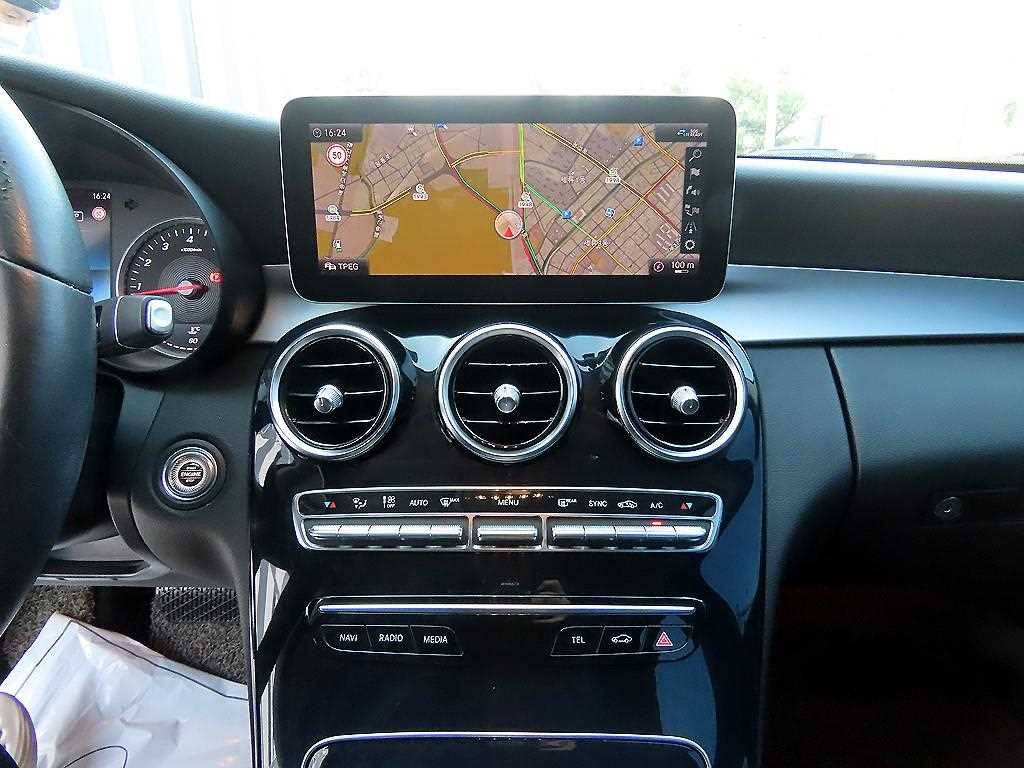 Mercedes Benz C Class 2020 Negro - Importación desde Corea - HF Imports Iquique - Foto 13